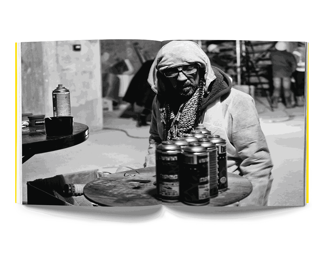 Futura 2000 "Full Frame" - KITTESENCULA Ltd.