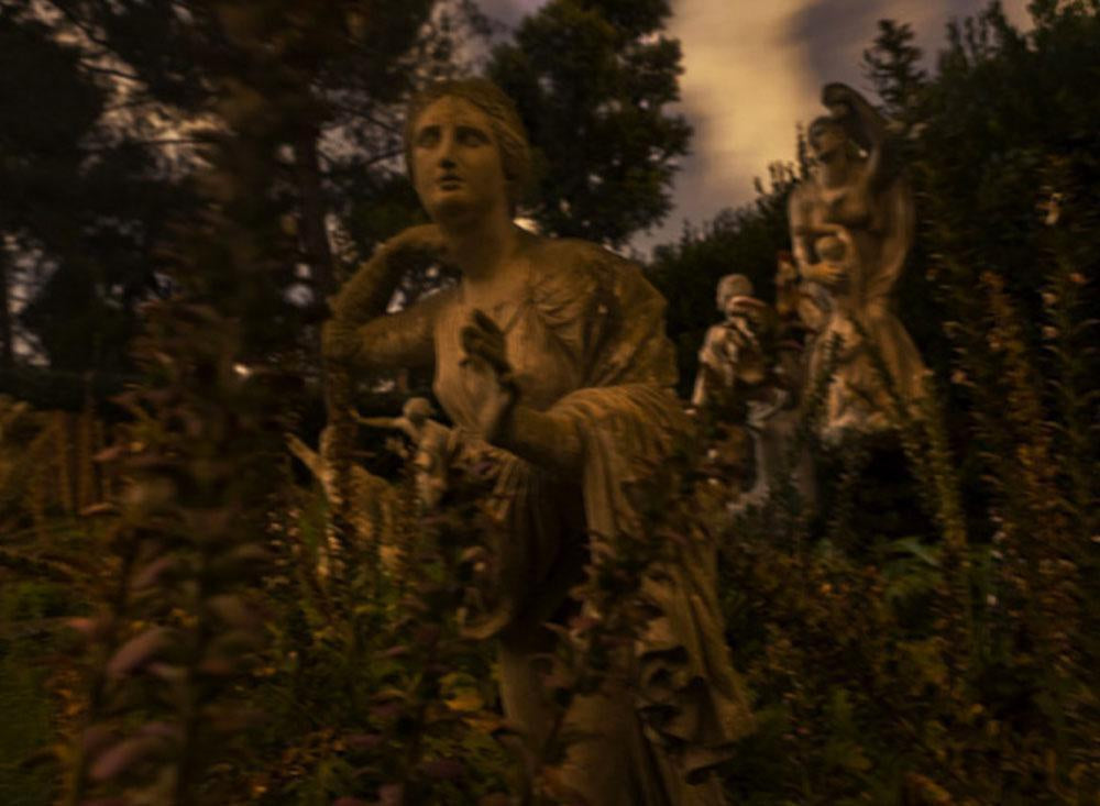 Marco Delogu, Suspended Light-Kittesencula