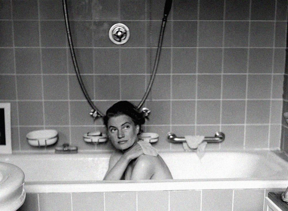 Lee Miller, Tony Vaccaro, Scatti di Guerra-Kittesencula