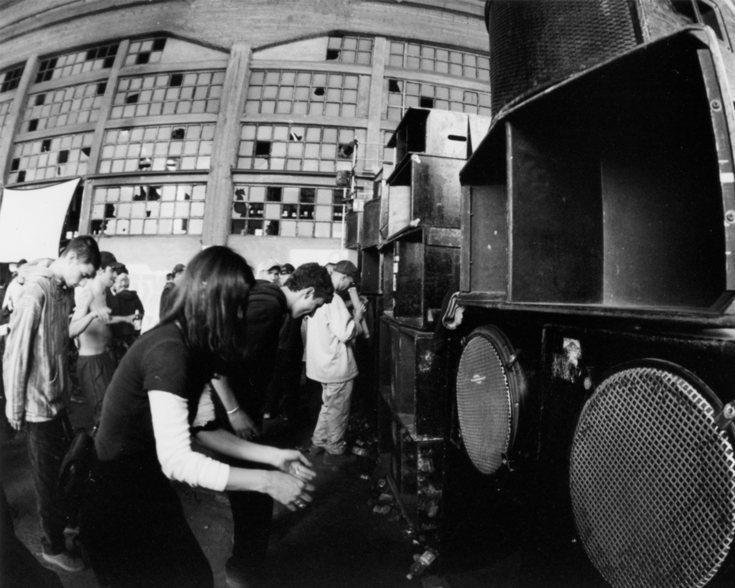 Cheyenne Clementi & Valentina Morandi, Never Alone - Raving in Europe 1997-2004