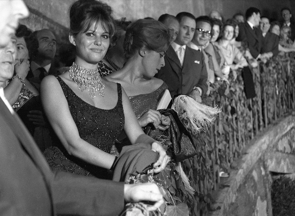 Rodrigo-Pais-Moda-Claudia-Cardinale-Drago
